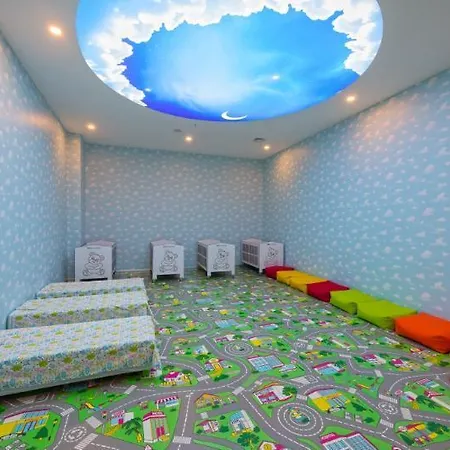 & Hotel 5*